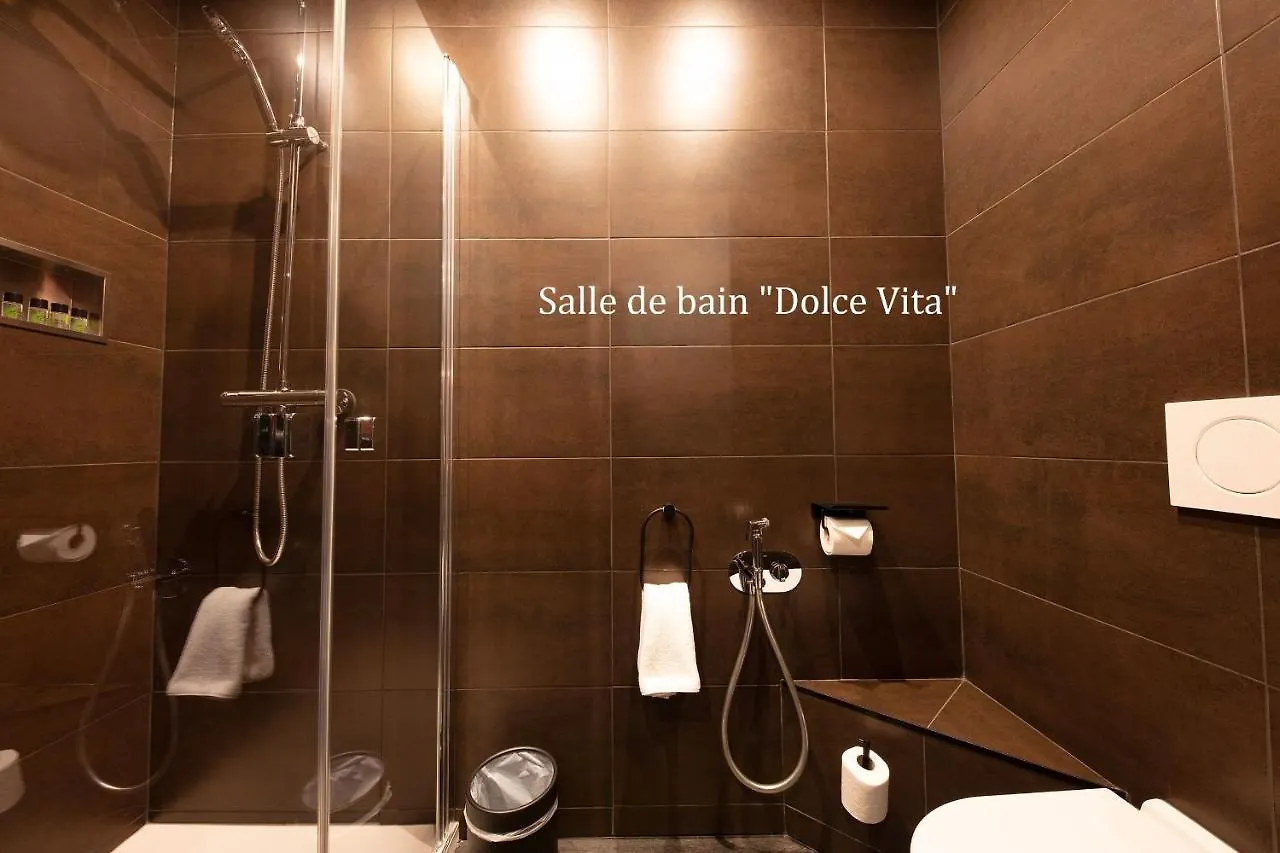 Avec Nuit Insolite Au Dandy Et Jacuzzi Privatise (adults Only) מלון אהבה *